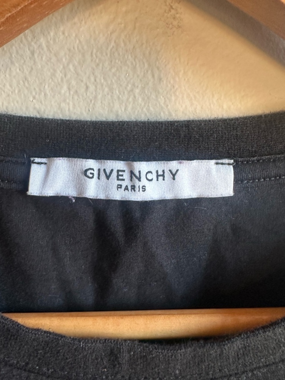 Givenchy Tee - Picture 3 of 4